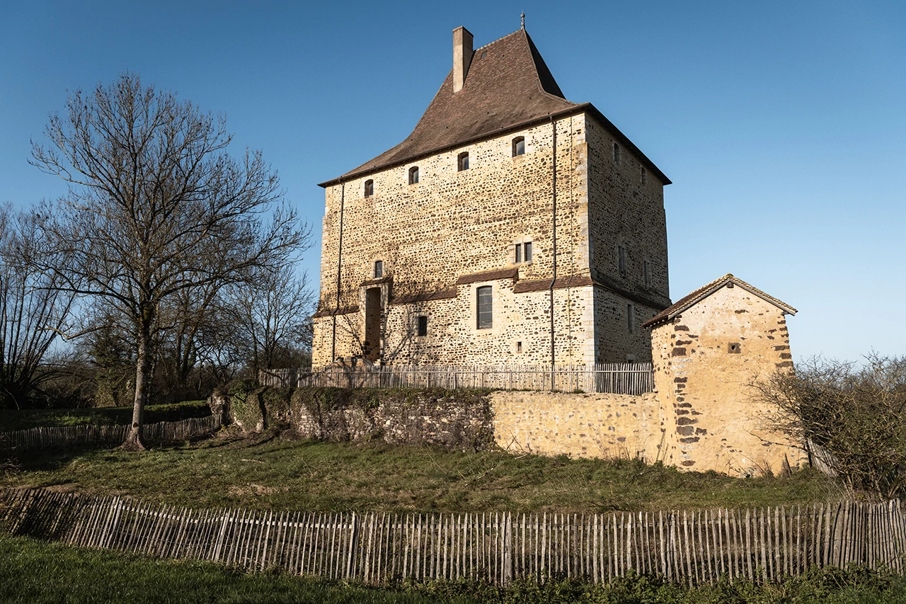 Tour de Vesvre, façade sud